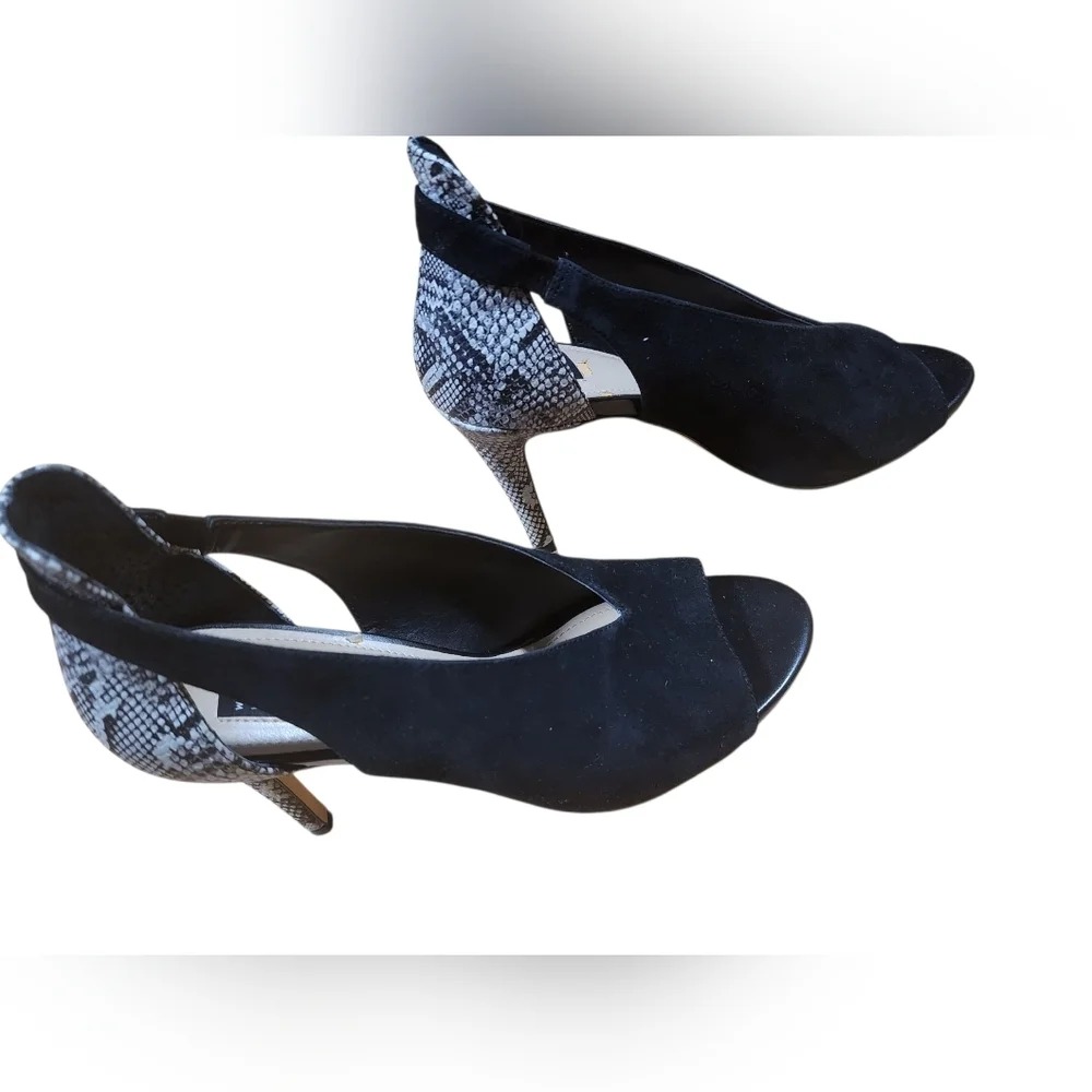 White House Black Market Women’s Heels – Size 7.5M - Picture 8 of 10